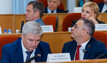 Депутаты приняли в первом чтении бюджет Оренбуржья